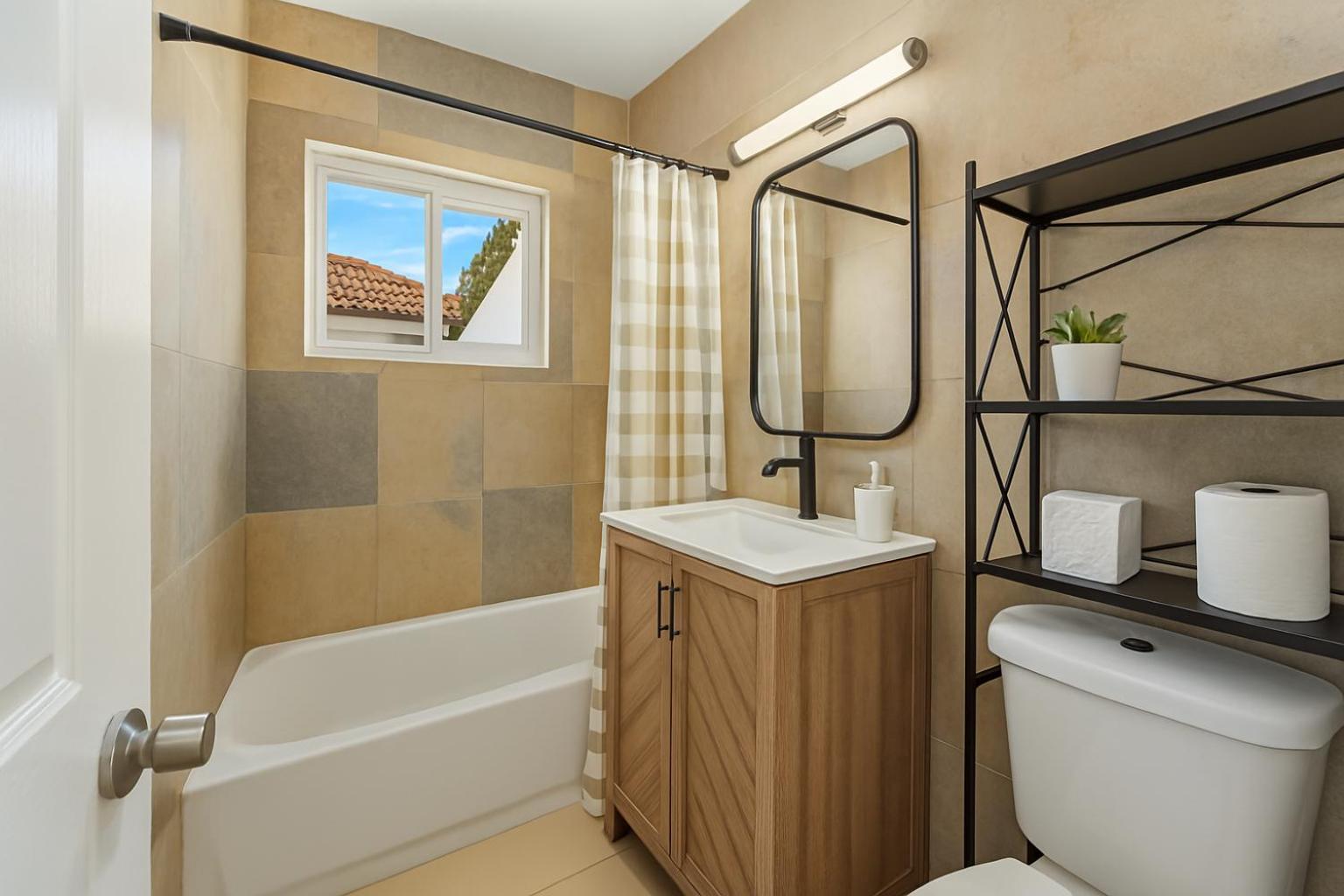 Oasis, Near Brickell, Grove & Little Havana Apartment